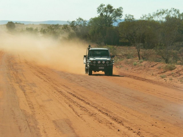 Roter Sand, Staub und unendliche Weite im Zentrum Australiens